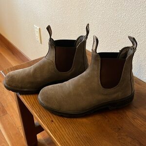 Suede Blundstones grey